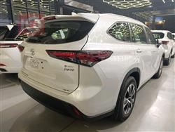 تۆیۆتا هایلاندەر